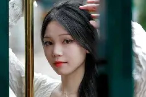主机一哥与女Coser互骂结果第二天就一笑泯恩仇甚至有人调侃他们在一起引热议