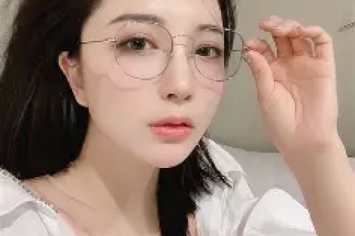 继宋祖儿蒋依依被举报偷逃税后明星补税名单曝光金额达117亿